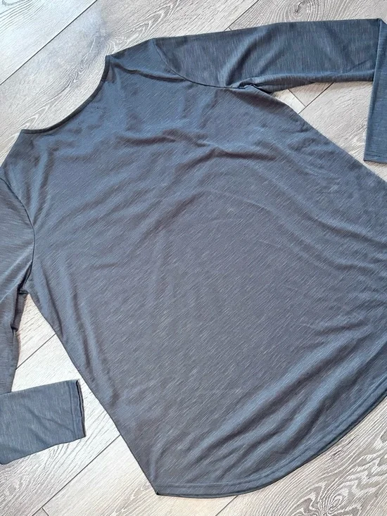 Simply Southern Long Sleeve Henley - Picture 14 of 15